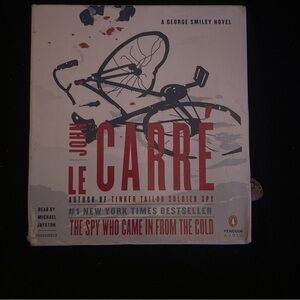 Le Carré Audiobook - Red and Black Cover